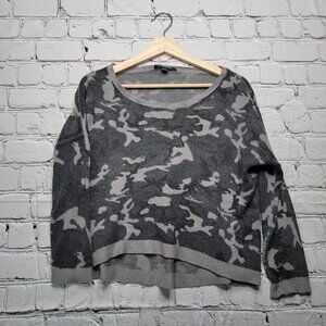 Acrobat Wool Blend Camo Gray Cropped Sweater Size M/L